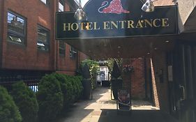 Red Lion Hotel